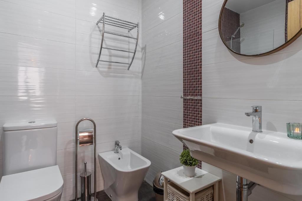 Tuguest Postigo II Catedral Apartment - Free Parking Granada Exterior photo