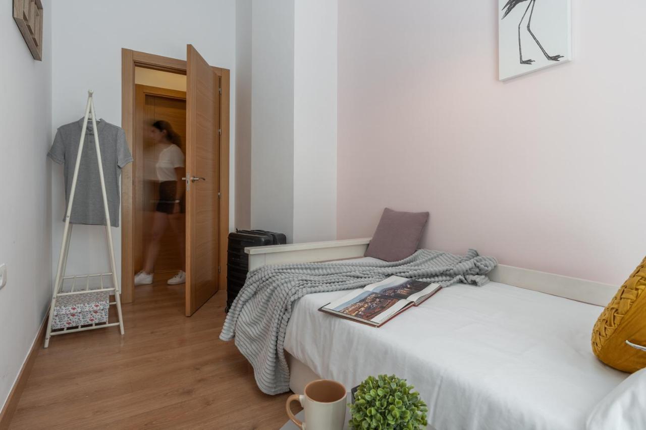Tuguest Postigo II Catedral Apartment - Free Parking Granada Exterior photo
